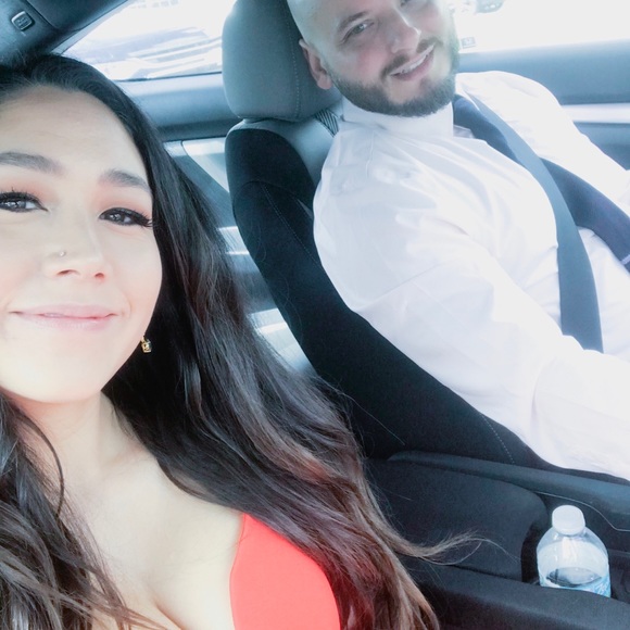 Meet your Posher, Tiffany - Picture 3 of 8